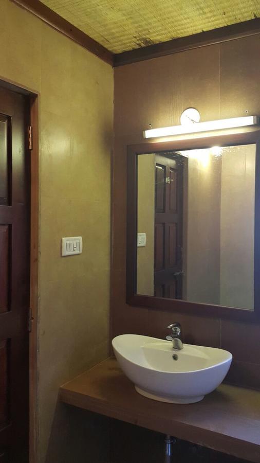 Cherilyn Monta Resort - Ratnagiri Vatul Экстерьер фото