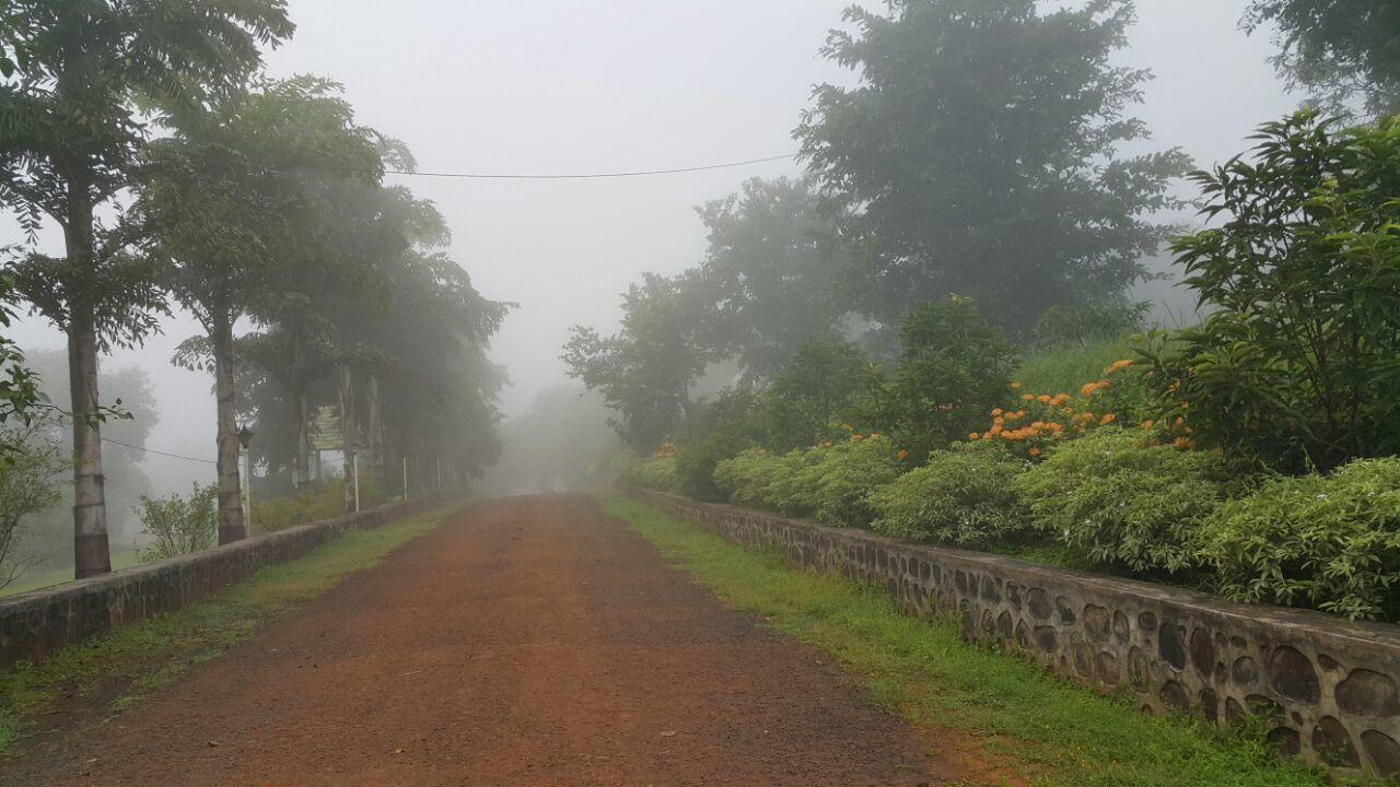 Cherilyn Monta Resort - Ratnagiri Vatul Экстерьер фото