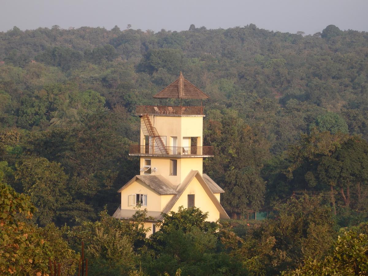 Cherilyn Monta Resort - Ratnagiri Vatul Экстерьер фото
